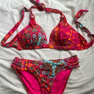 Multicolored bikini